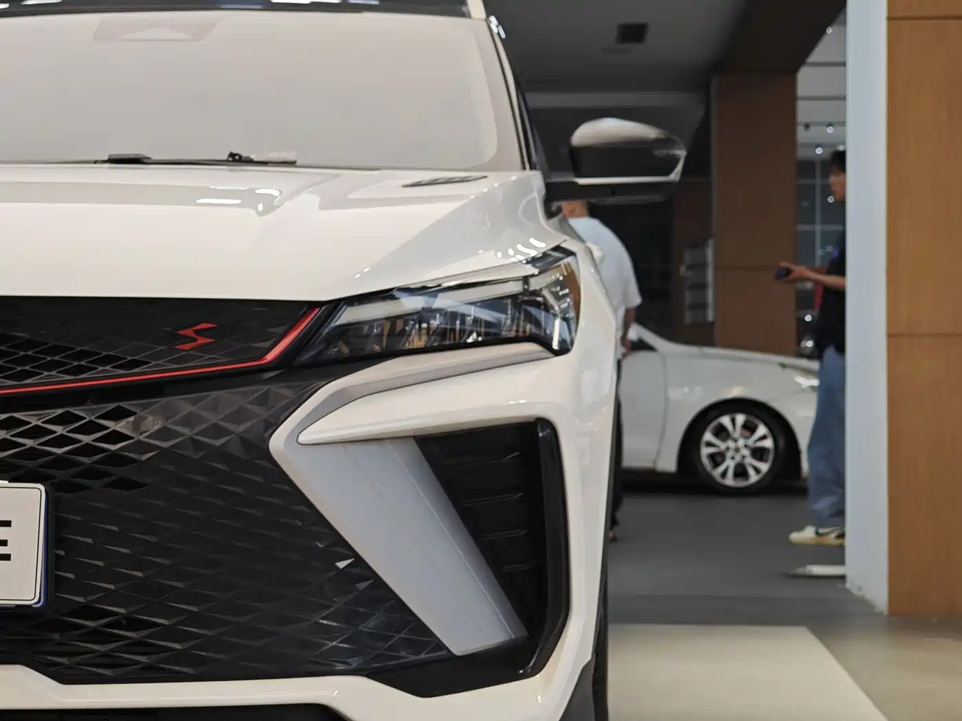 GEELY AUTOMOBILE BINYUE