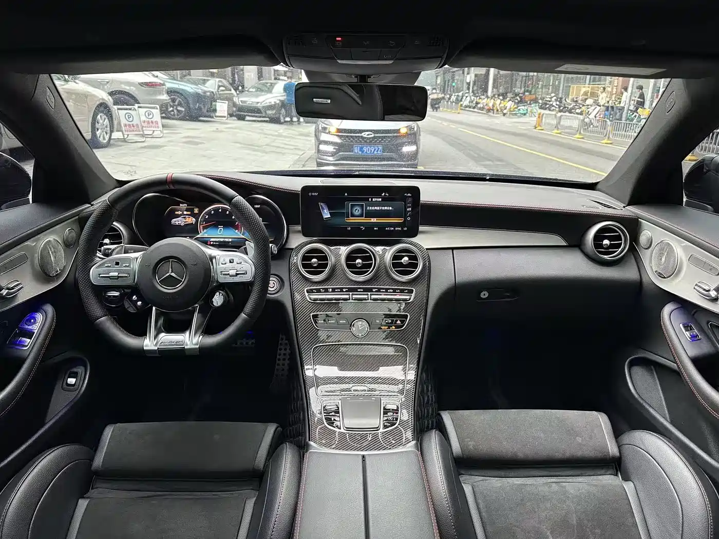 MERCEDES-BENZ C-CLASS AMG