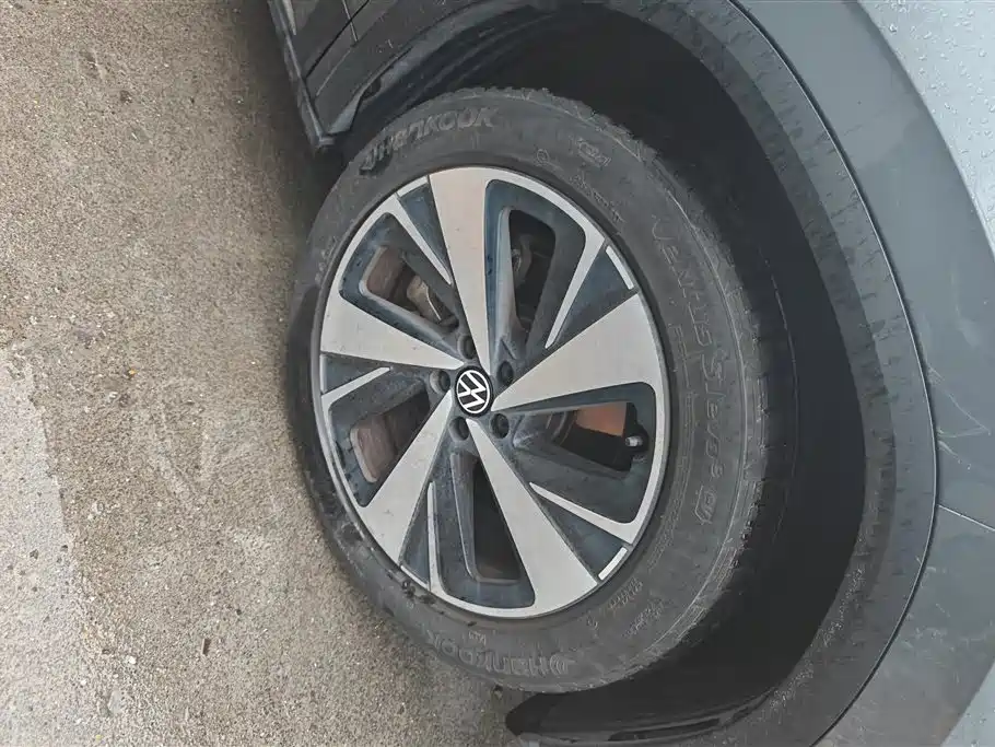 Volkswagen ID.6 X 2021 Pro Intelligent Long Range Edition фото 5