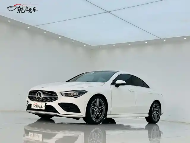 MERCEDES-BENZ CLA