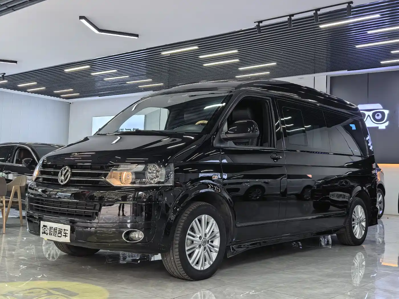 Volkswagen Caravelle 2015 2.0TSI 4WD Comfort