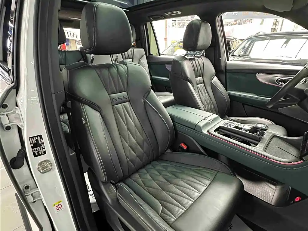 GAC Trumpchi Trumpchi GS8 2022 Hybrid Series 2.0TM AWD Flagship Edition (7-Seater) фото 36