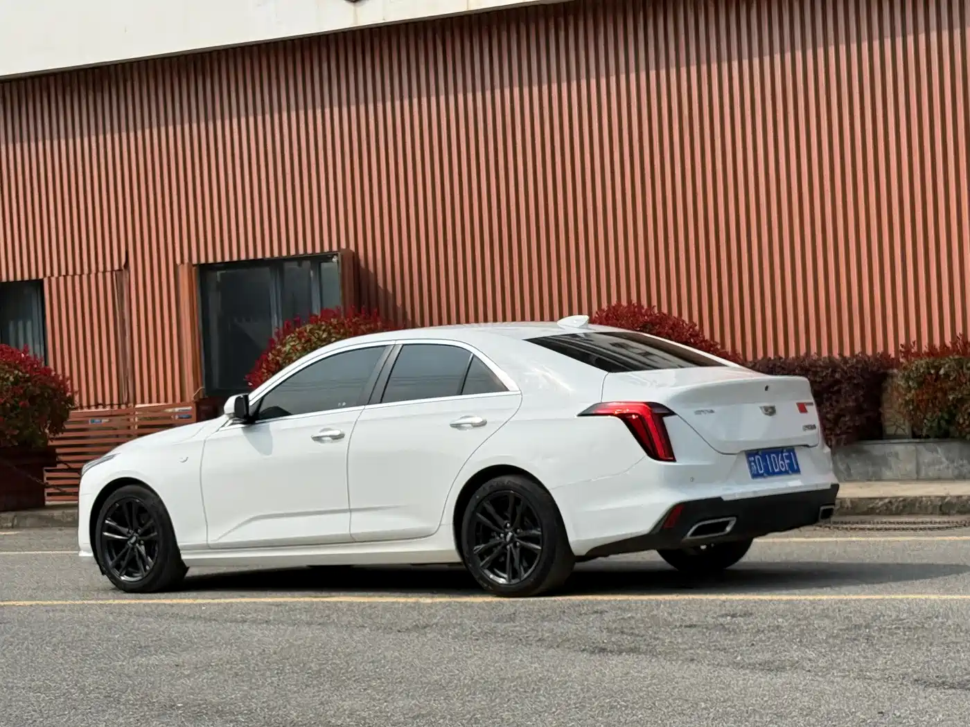 CADILLAC CT4