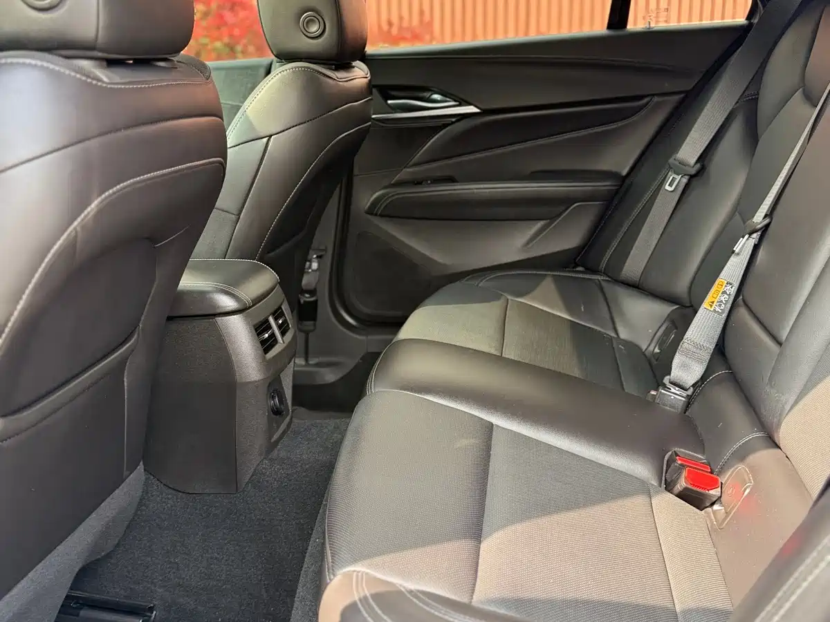 Cadillac CT4 2022 28T Fashion Style фото 21