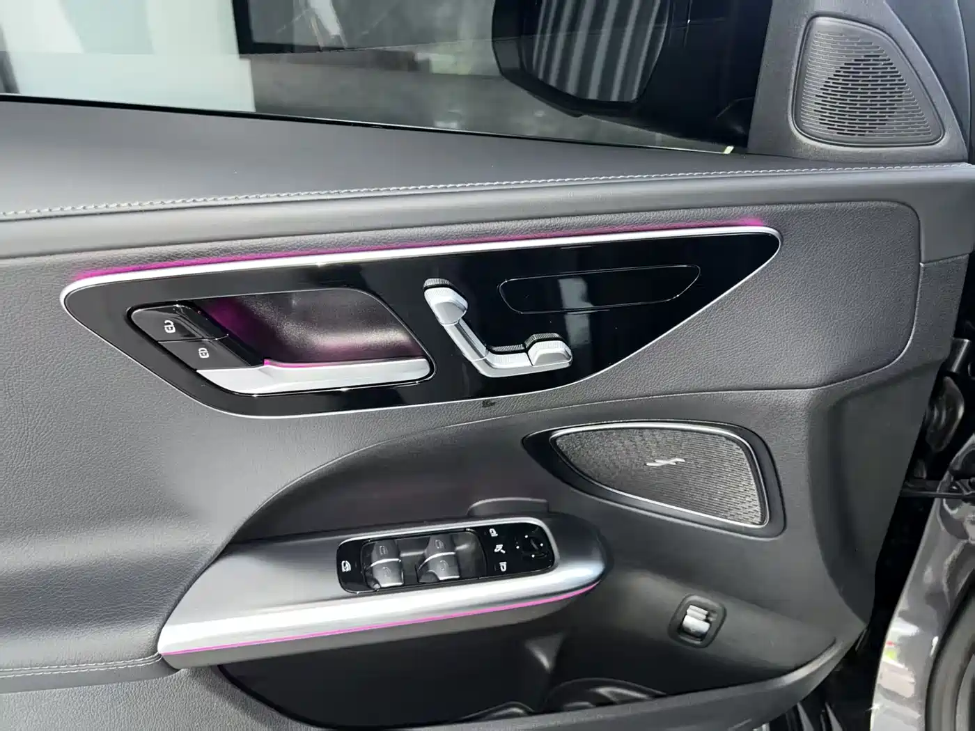 Mercedes-Benz C-Class 2025 C 260 L Sport Edition фото 11