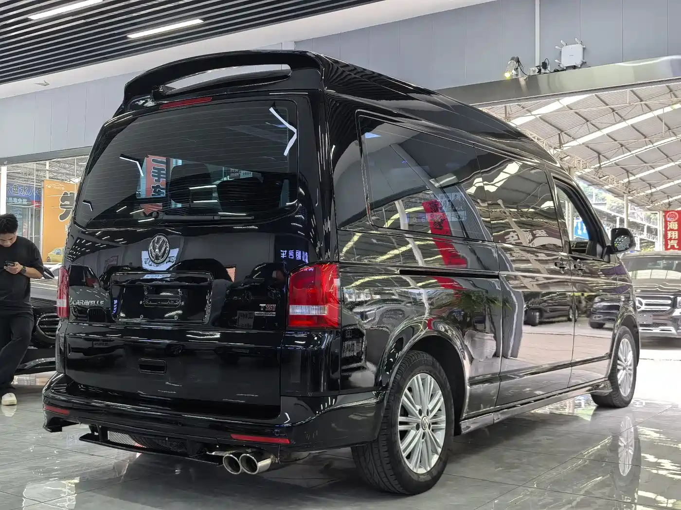 Volkswagen Caravelle 2015 2.0TSI 4WD Comfort фото 9