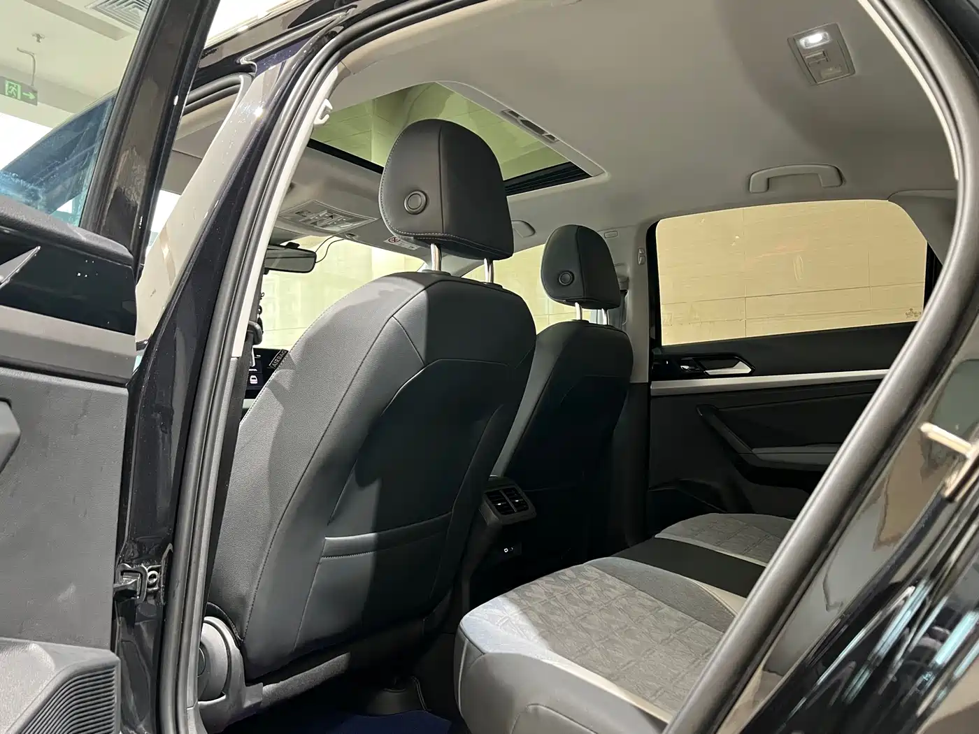 Volkswagen Lavida 2023 1.5L Auto Luxury Edition фото 6
