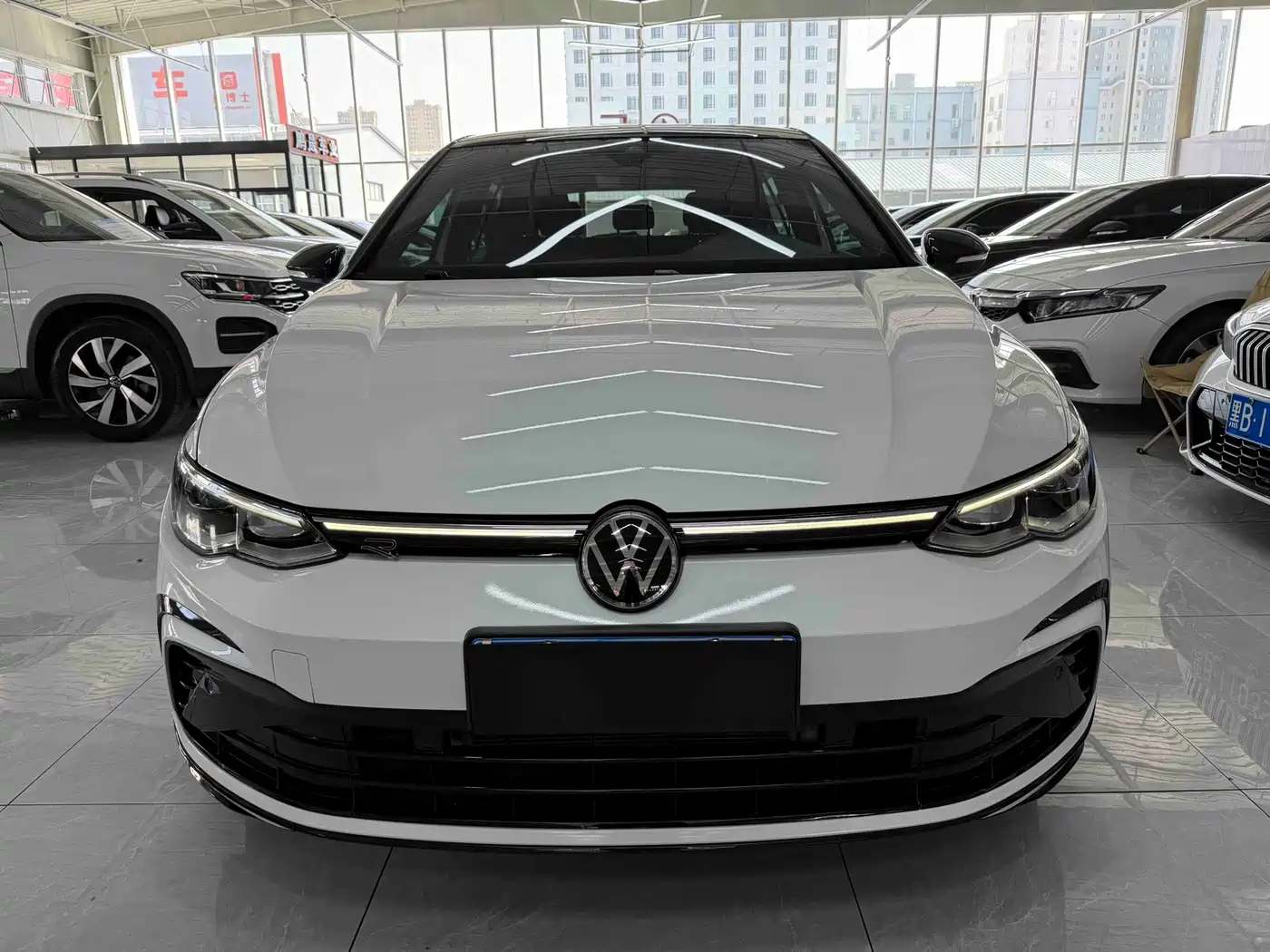 Volkswagen Golf 2021 280TSI DSG R-Line фото 2