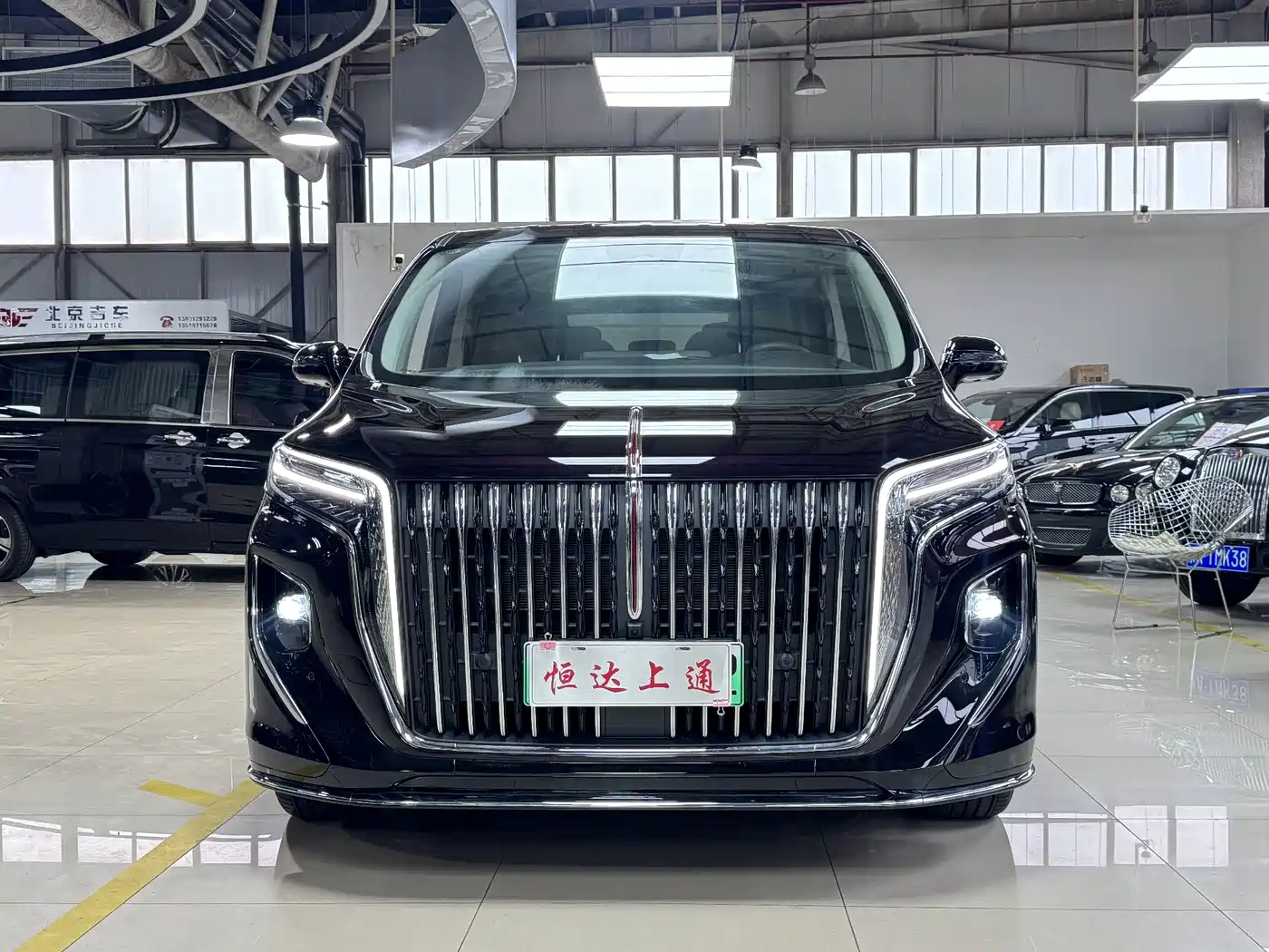 Hongqi HQ9 PHEV 2024 Model 2.0T AWD Luxury Edition