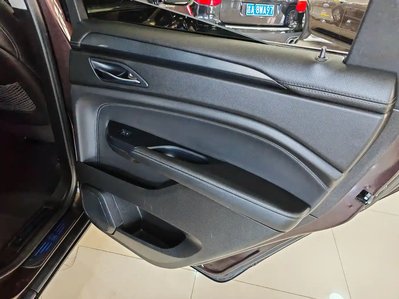 Cadillac SRX 2015 3.0L Comfort фото 20