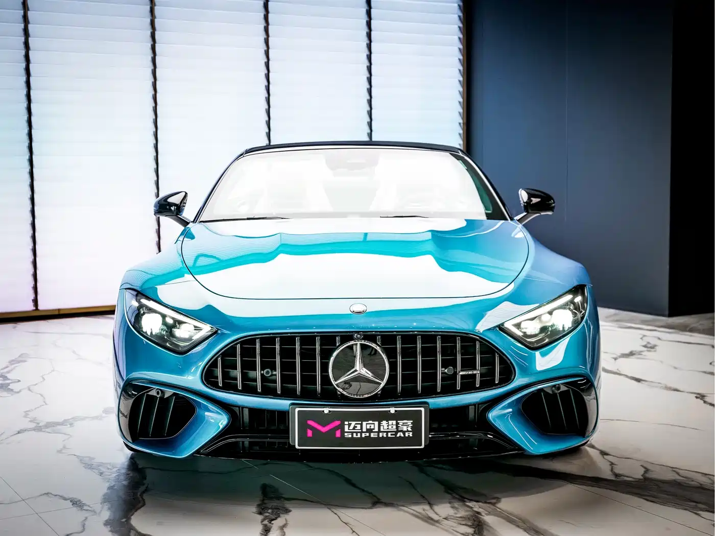 Mercedes-Benz SL-Class AMG 2025 2024 AMG SL 63 4MATIC+