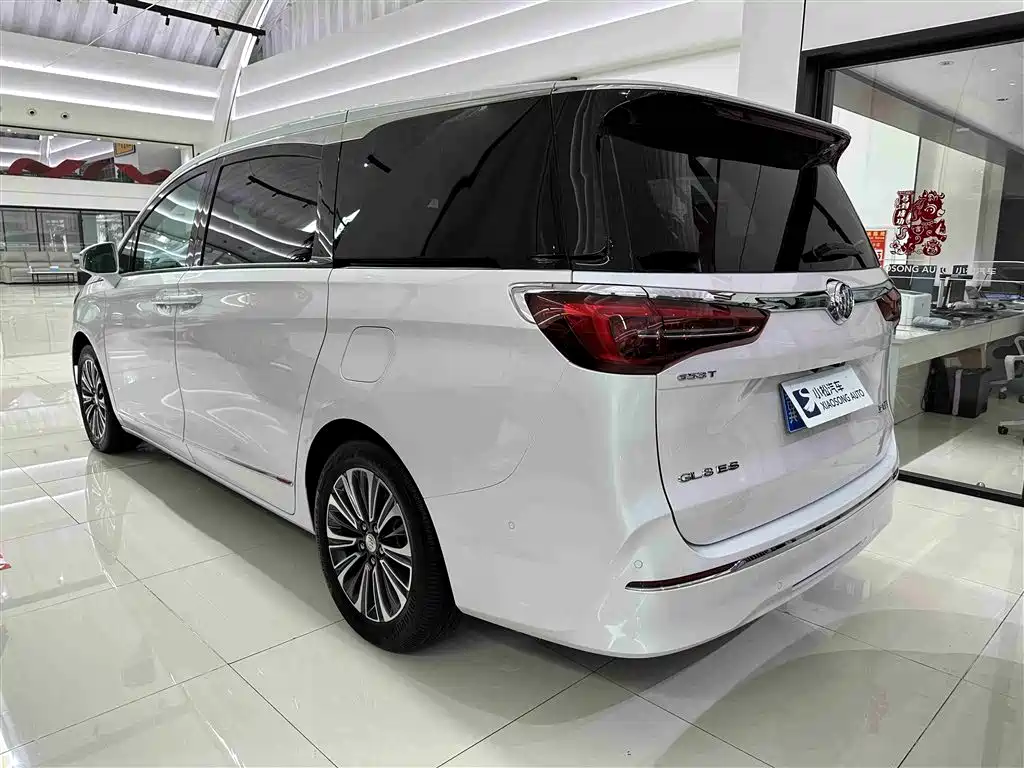 Buick GL8 2022 ES Landmark 653T Flagship фото 18