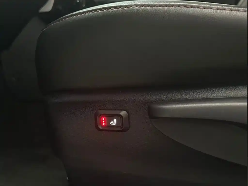 Toyota YARiS L Zhi Xuan 2022 Zhi Xuan X 1.5L CVT Luxury PLUS Edition фото 9