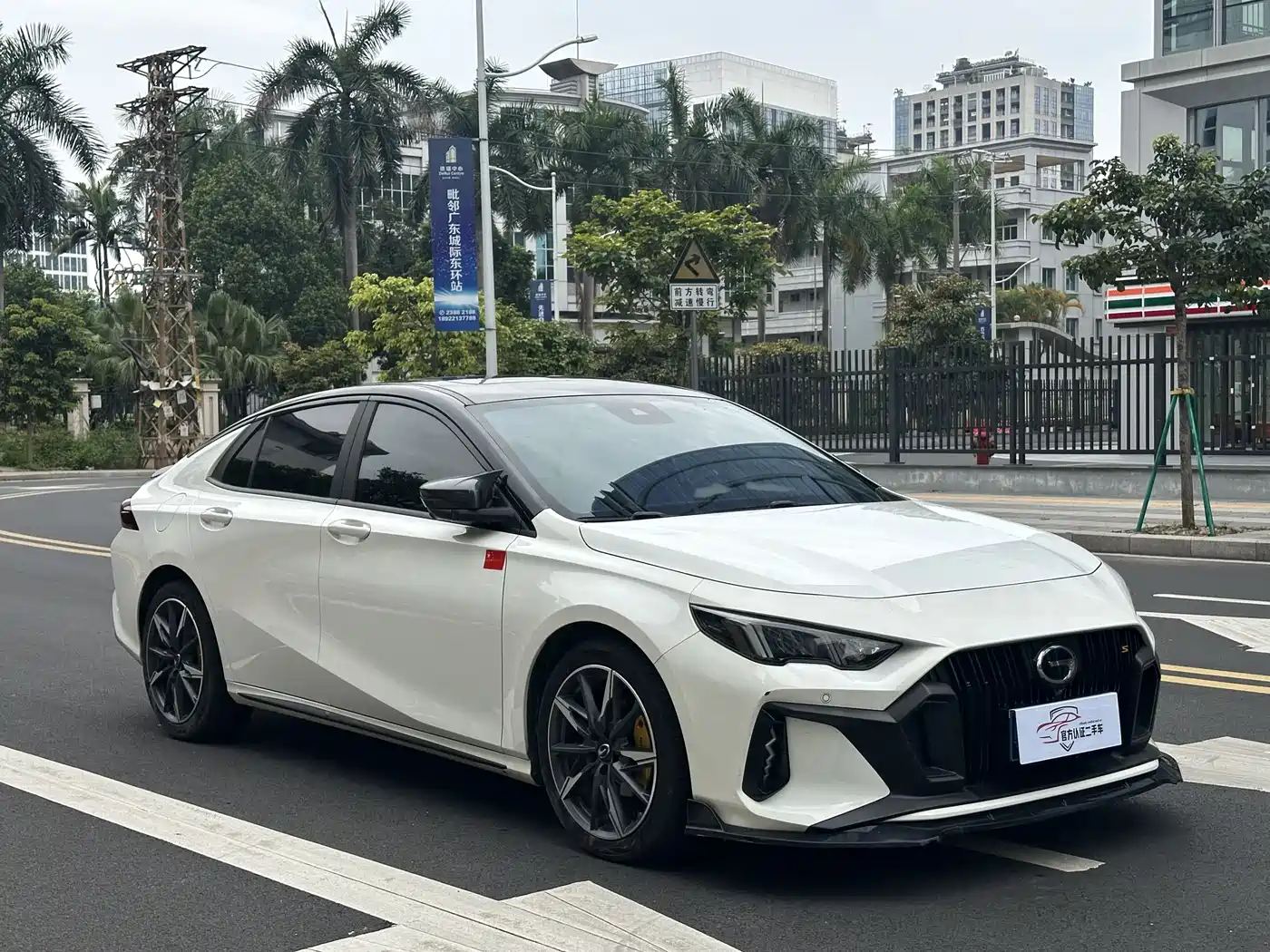 GAC Trumpchi Trumpchi Emkoo 2024 Model 270T DCT Shadow Leopard S Edition фото 3