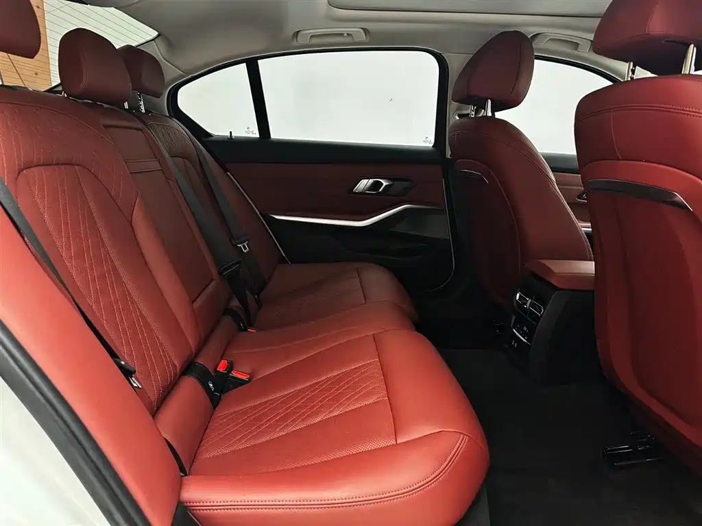 BMW 3 Series 2023 320Li M Sport Package фото 23
