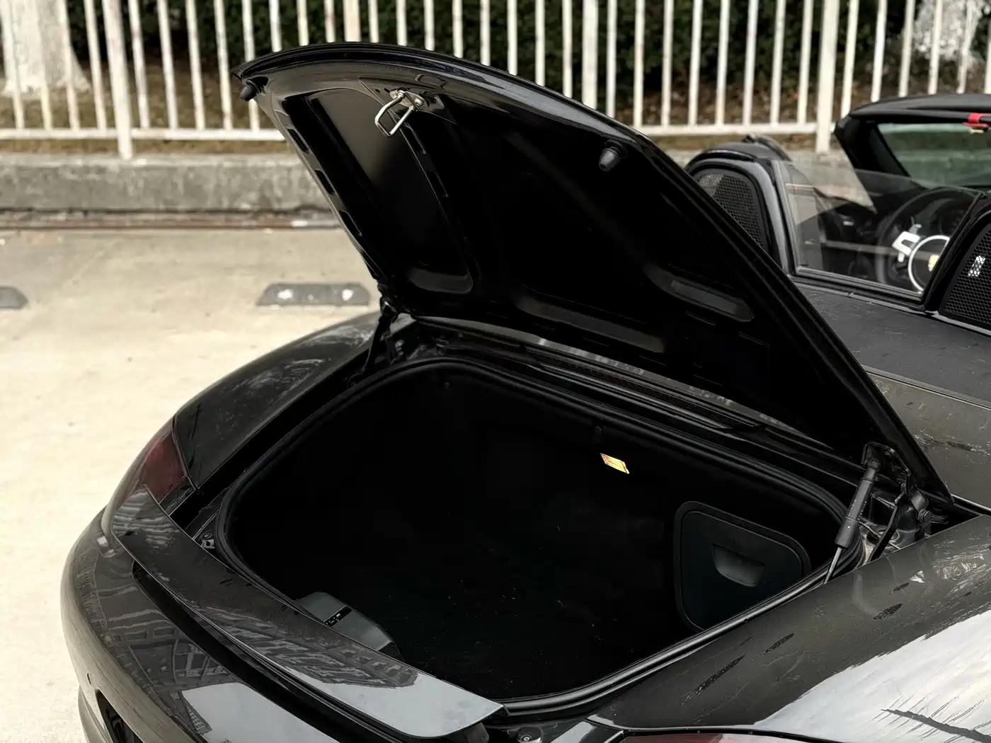 Porsche Boxster 2011 Boxster Black Edition 2.9L фото 21