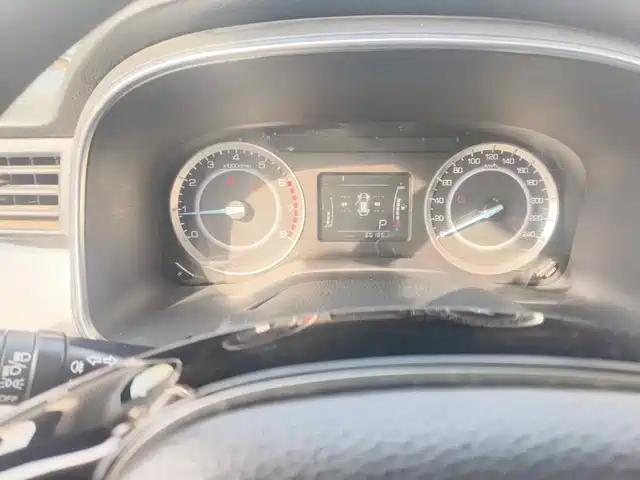 Sinotruk VGV VGV U70 2020 Model 1.5T Auto Smart Elite 7-Seater — фото 4