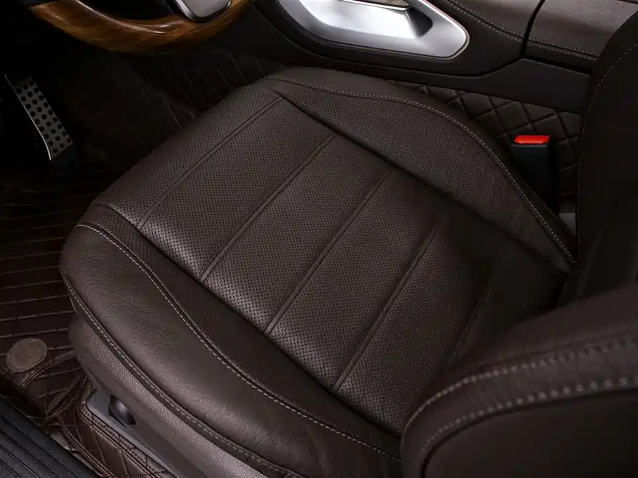 Mercedes-Benz GLS 2023 Second Facelift GLS 450 4MATIC Luxury фото 13
