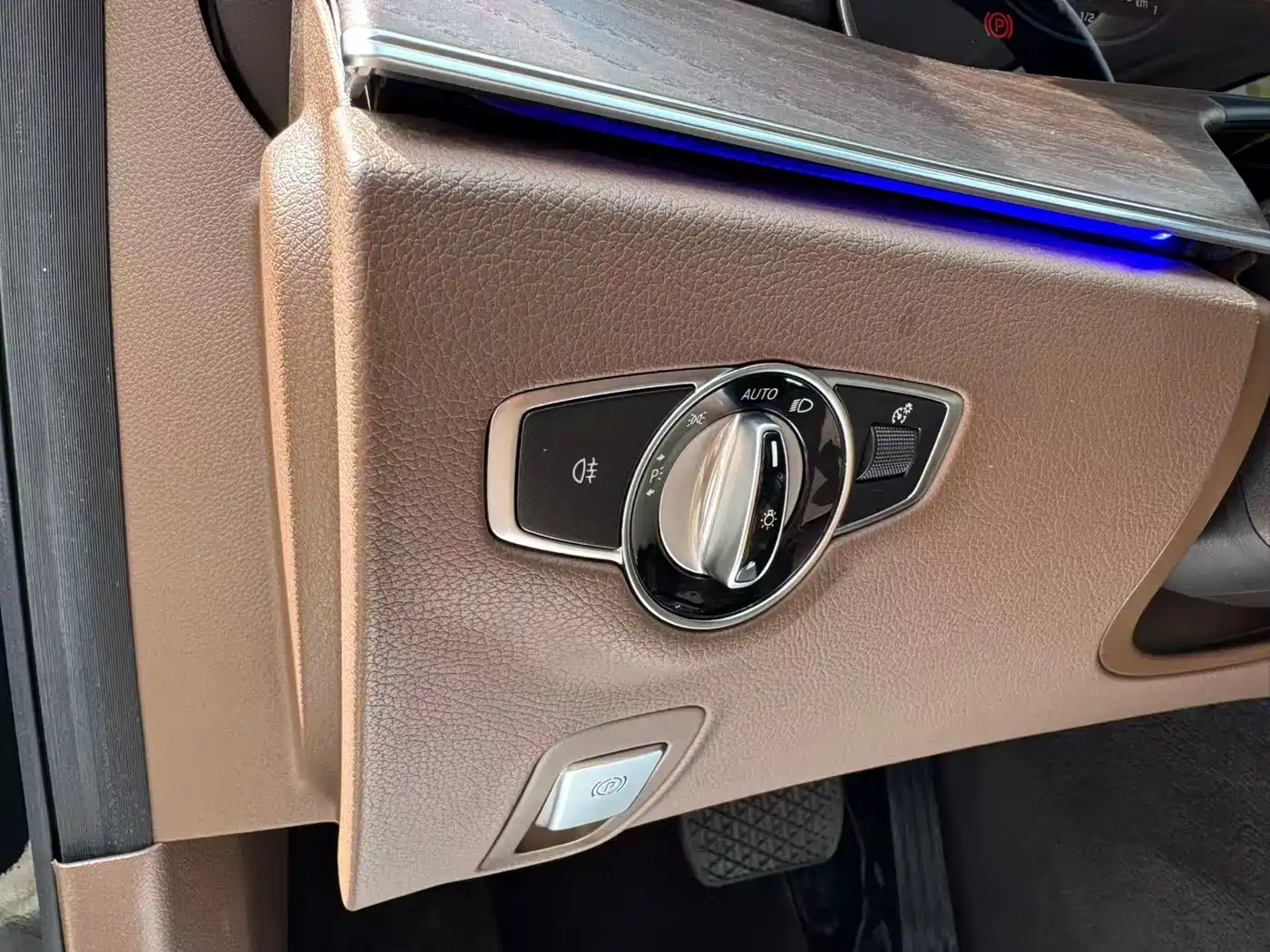 Mercedes-Benz E-Class 2021 E 300 L Fashion фото 22