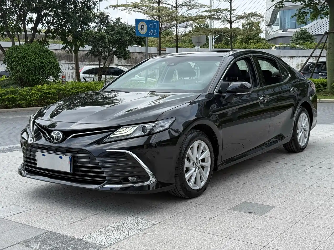 Toyota Camry 2021 2.0G Luxury Edition