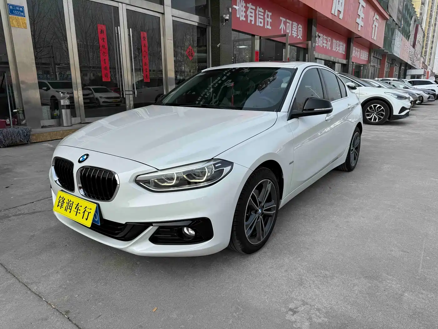 BMW 1 Series 2018 118i Sport Edition