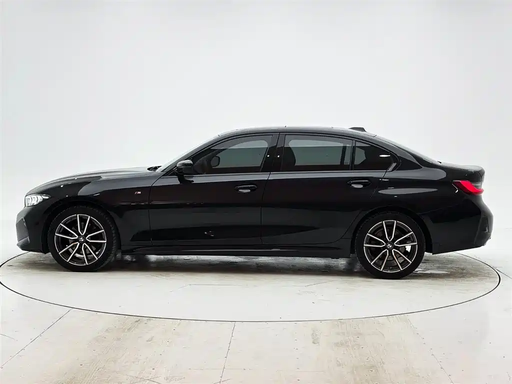BMW 3 Series 2023 320Li M Sport Package фото 7