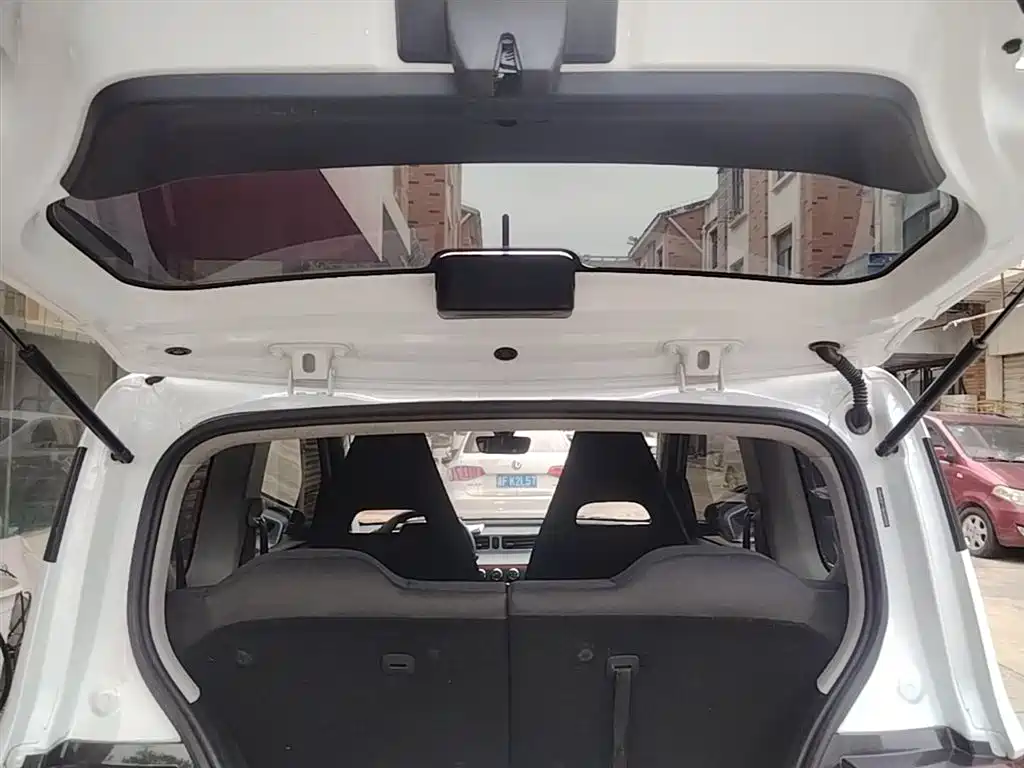 Photo 15 - Wuling Motors Hongguang MINIEV