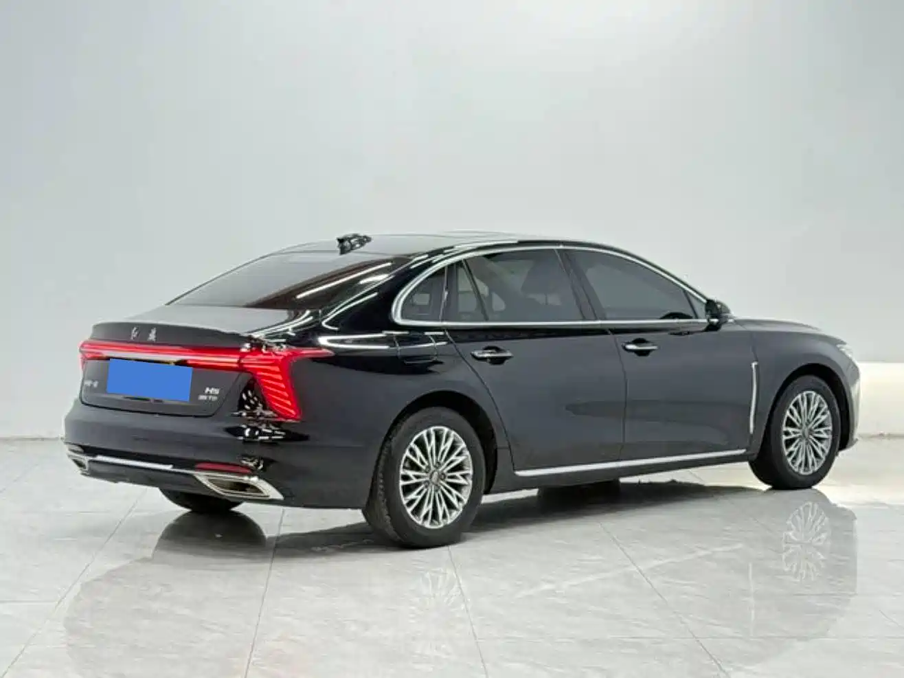Hongqi H5 2023 1.5T DCT Smart Connect Joy Edition фото 6