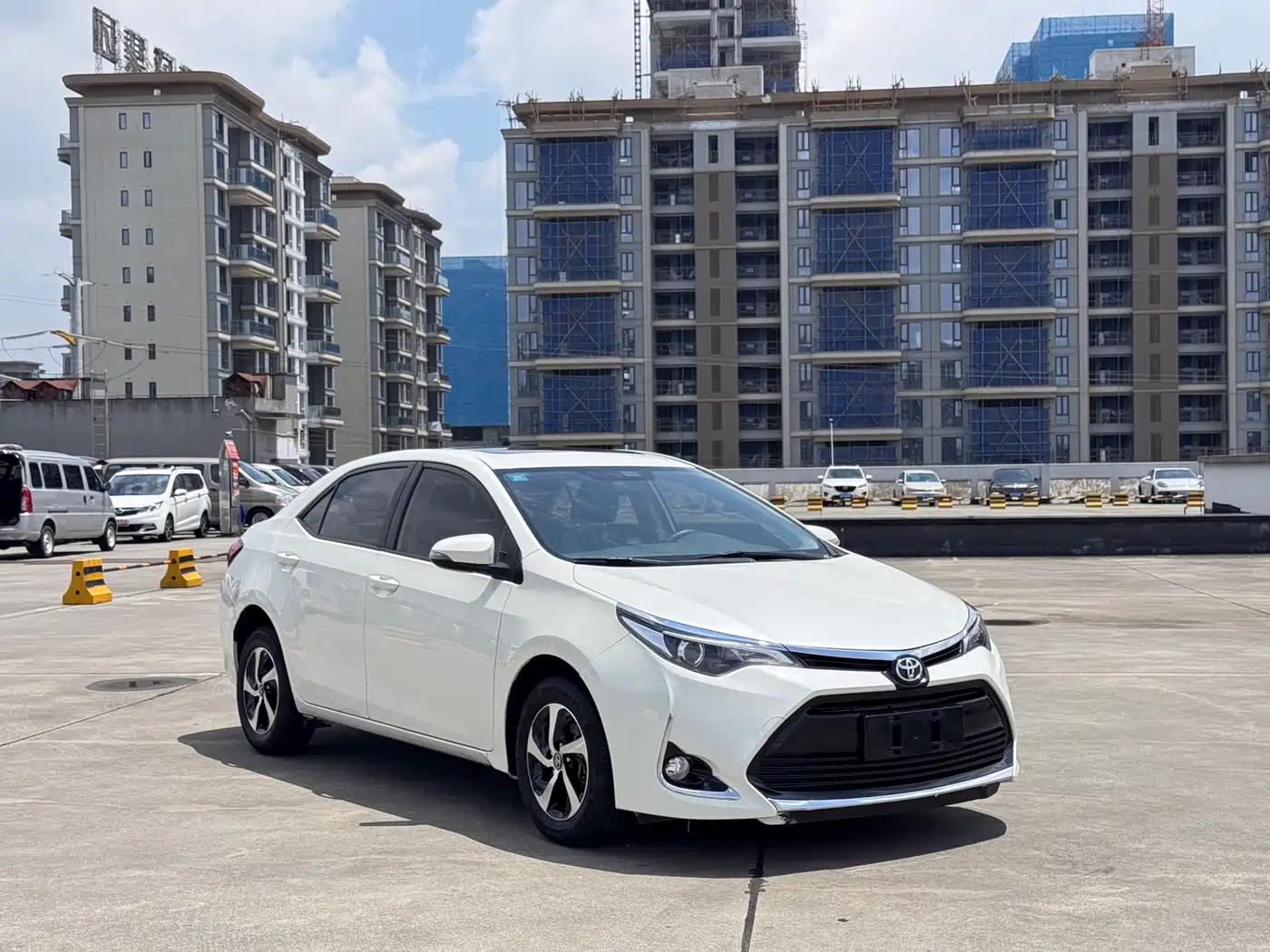 Toyota Levin 2018 185T CVT Luxury Edition фото 3