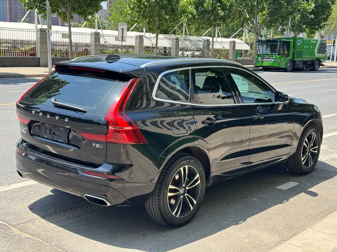 Фото 7 - Volvo XC60