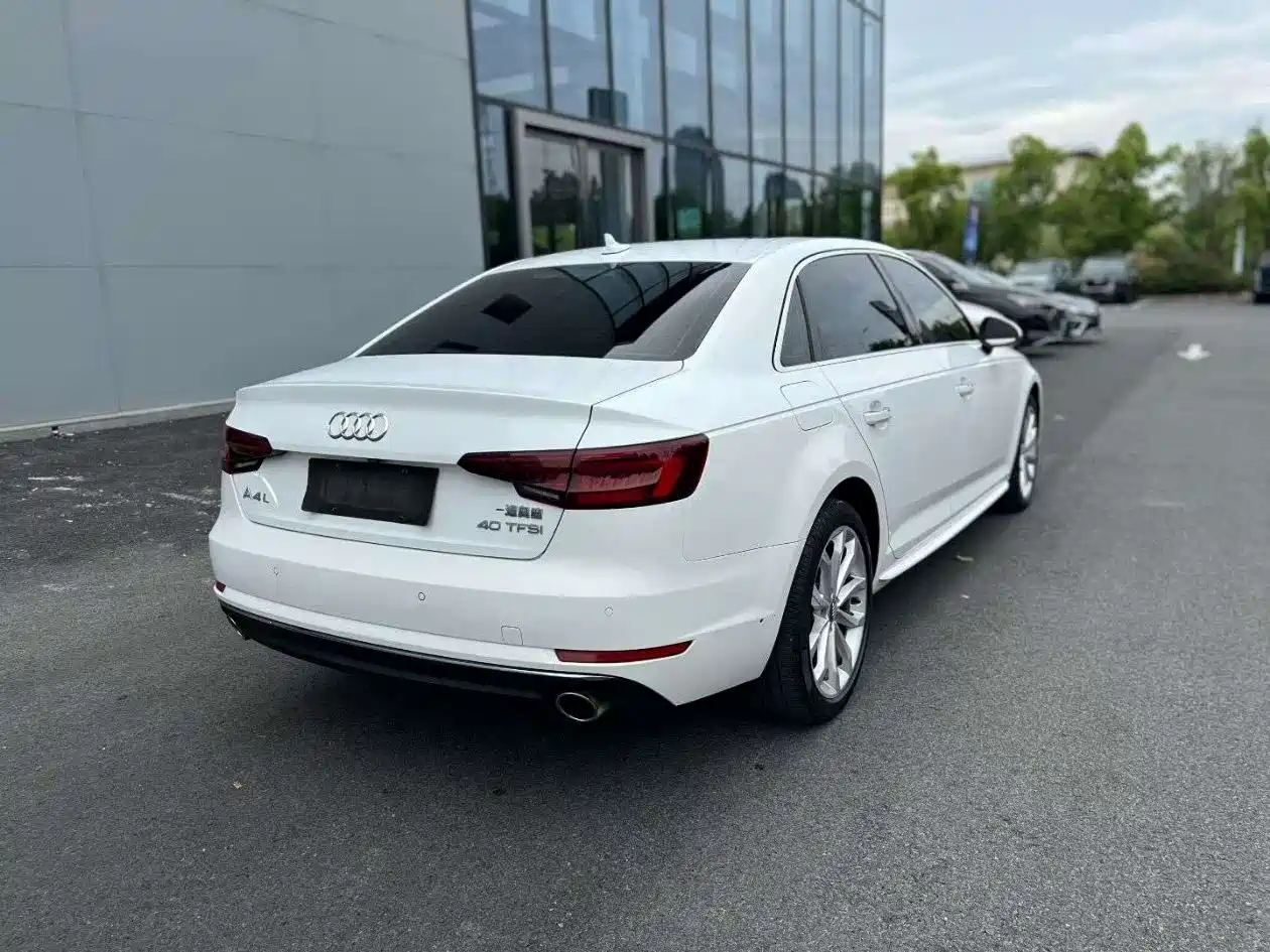Audi A4L 2018 30th Anniversary 40 TFSI Progressive фото 9