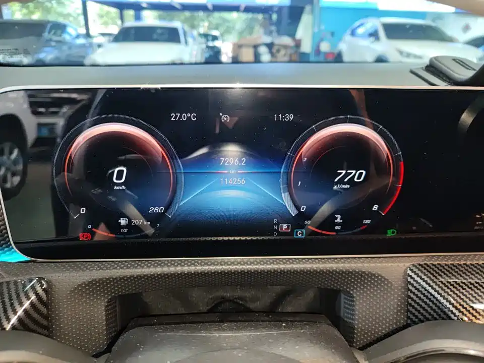 Mercedes-Benz A-Class 2019 A 200 L Sport Sedan фото 13