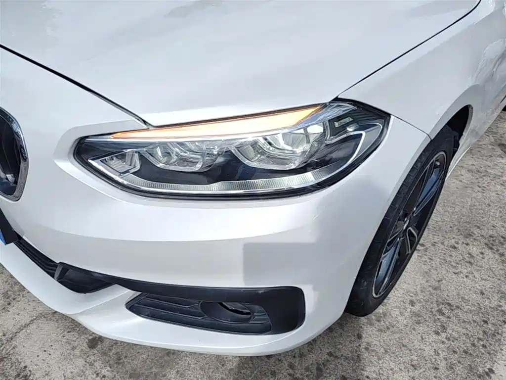 BMW 1 Series 2019 118i Fashion Edition фото 24