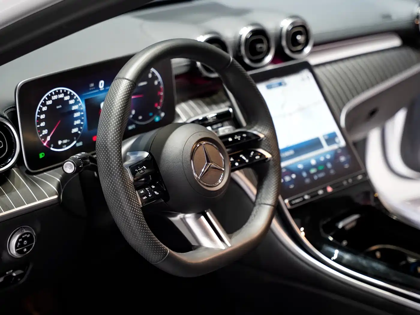 Mercedes-Benz C-Class 2023 C 200 L Sport фото 8