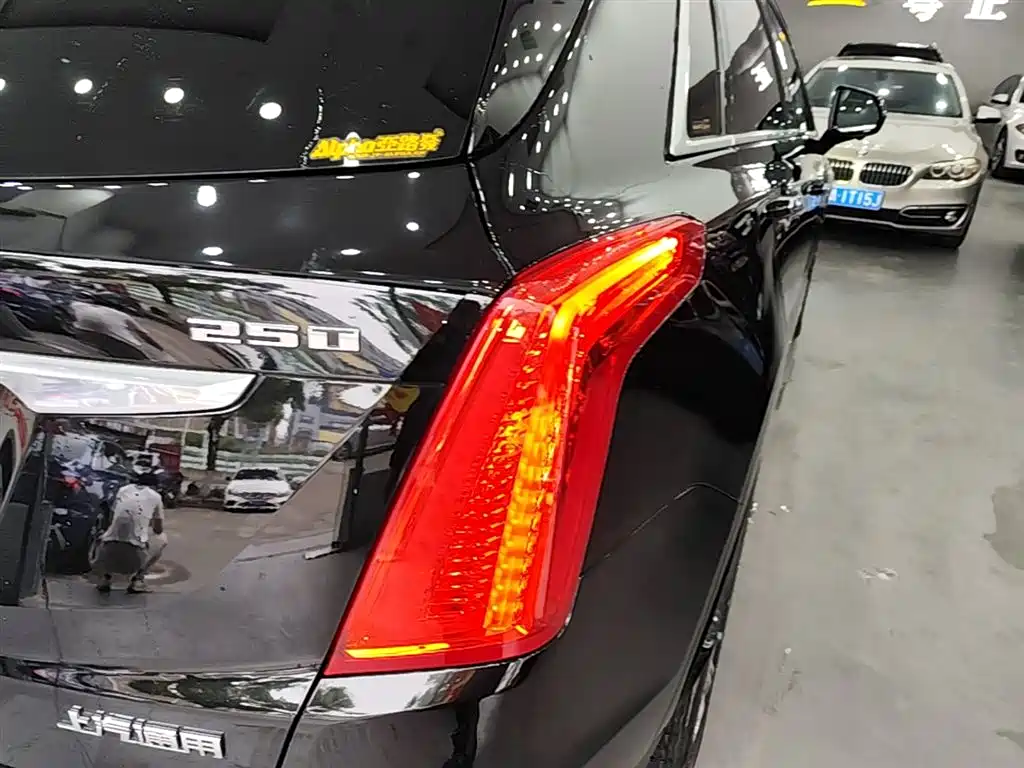 Cadillac XT5 2017 Anniversary Edition 25T Luxury фото 8