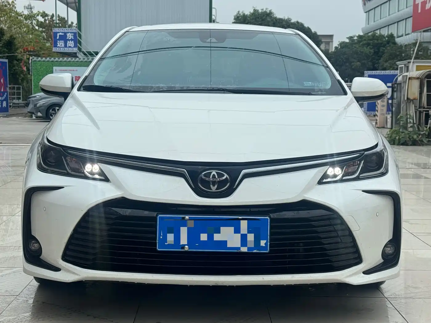 Toyota Corolla 2021 1.2T S-CVT Luxury Edition фото 2