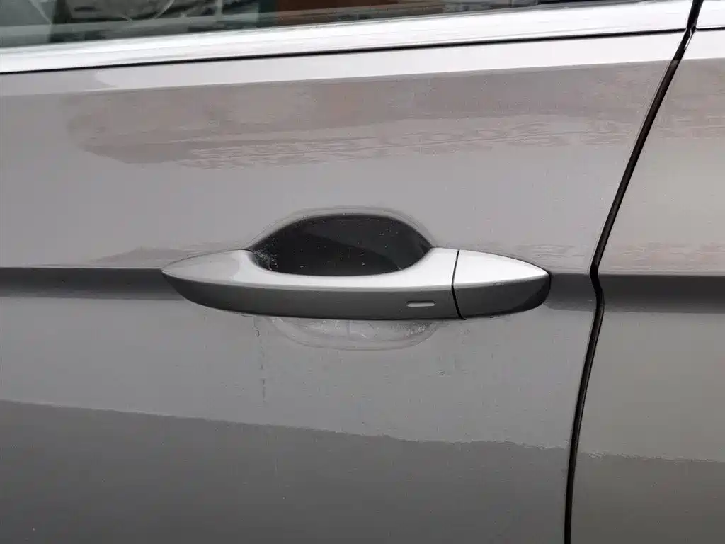 Volkswagen Magotan 2018 330TSI DSG Premium фото 18