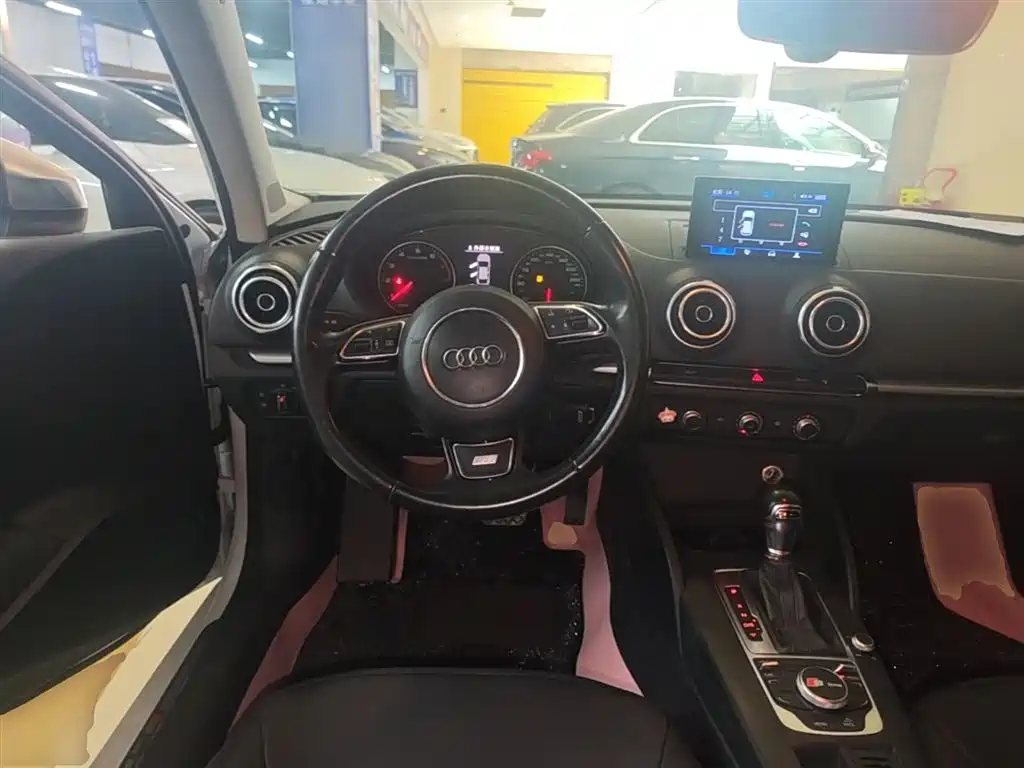 Audi A3 2016 Limousine 35 TFSI Progressive фото 11