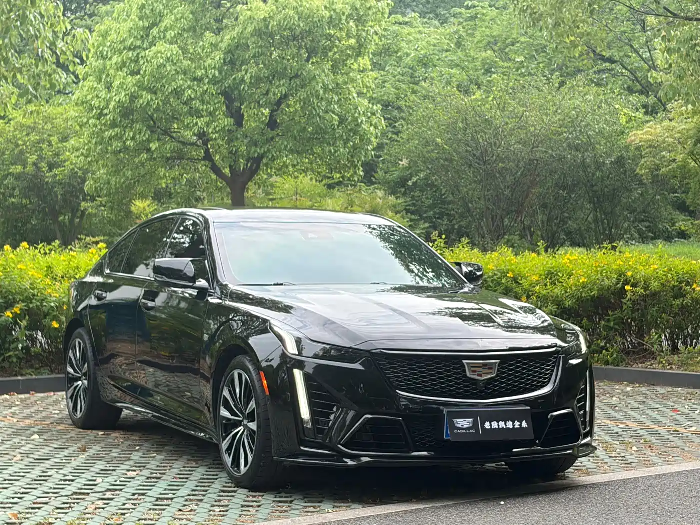 CADILLAC CT5