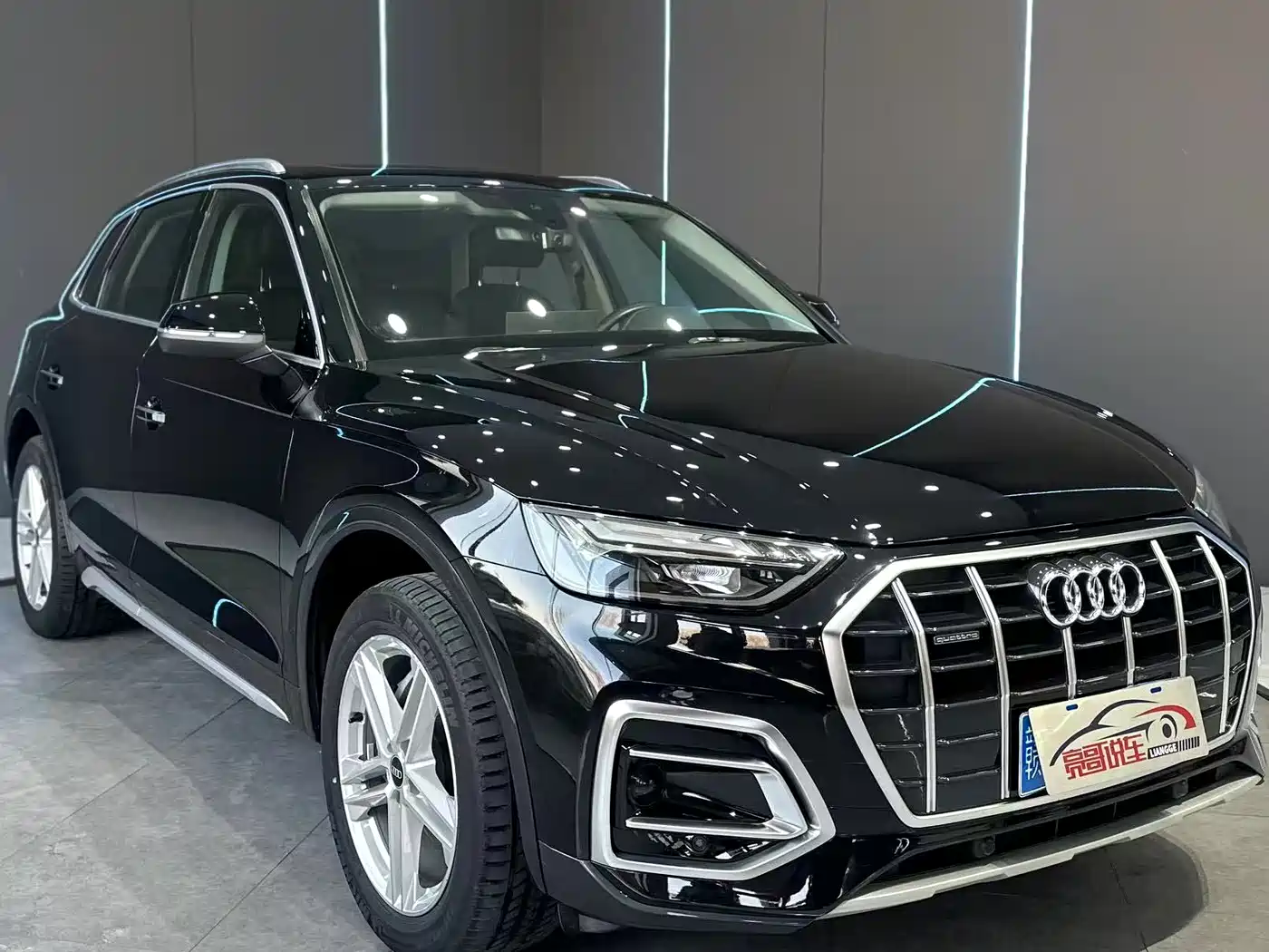 Audi Q5L 2022 40T Fashion Elegance фото 3