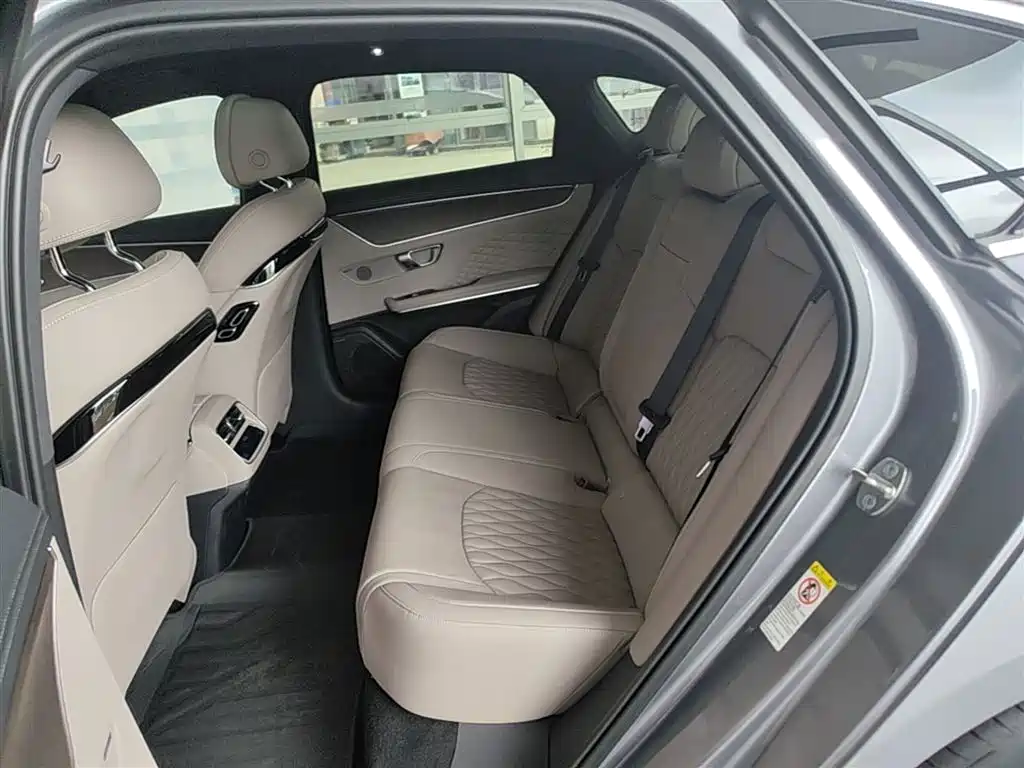 BYD Han 2024 DM-i Glory Edition 200KM Flagship фото 17