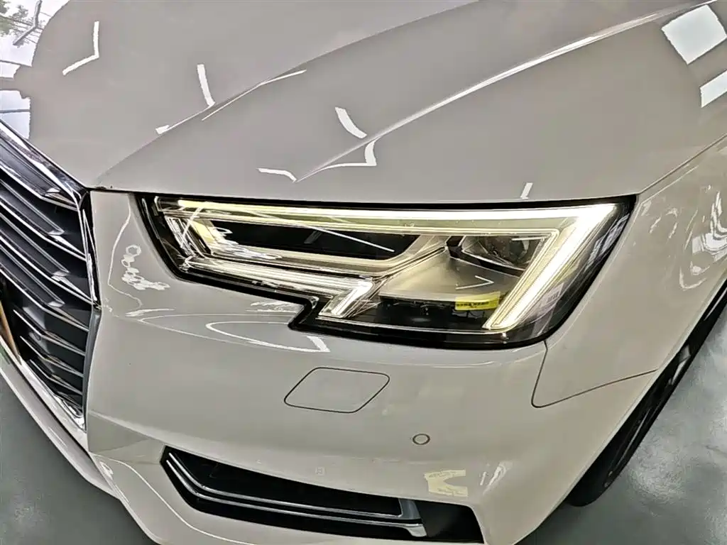 Audi A4L 2017 Model 45 TFSI quattro Sport Version фото 24
