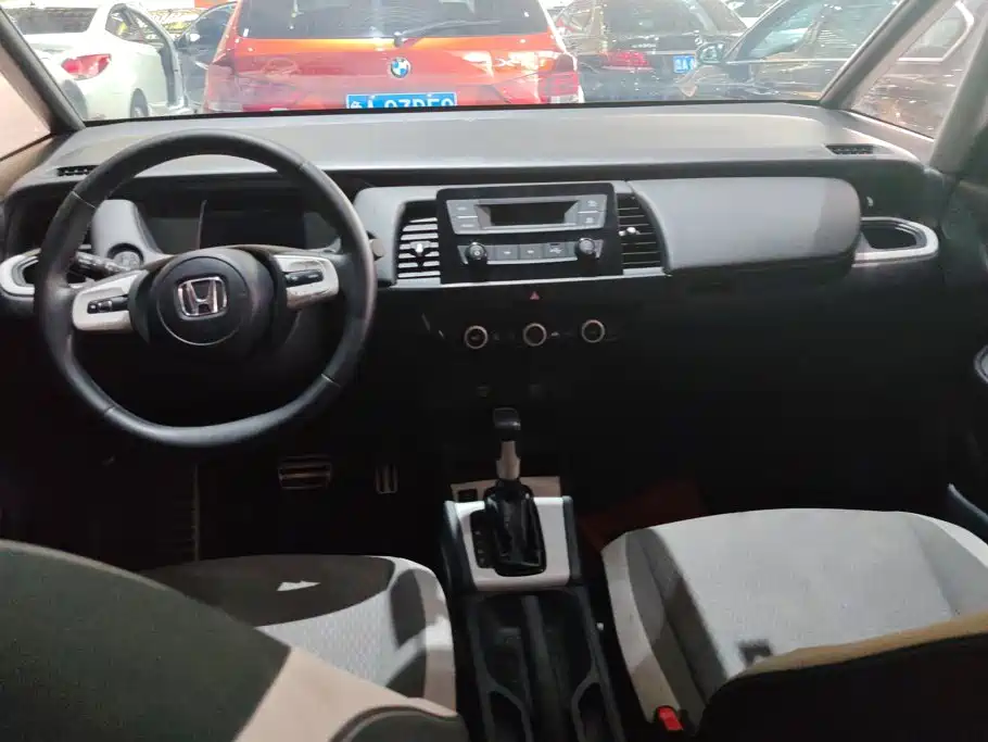 صورة 12 - Honda Fit