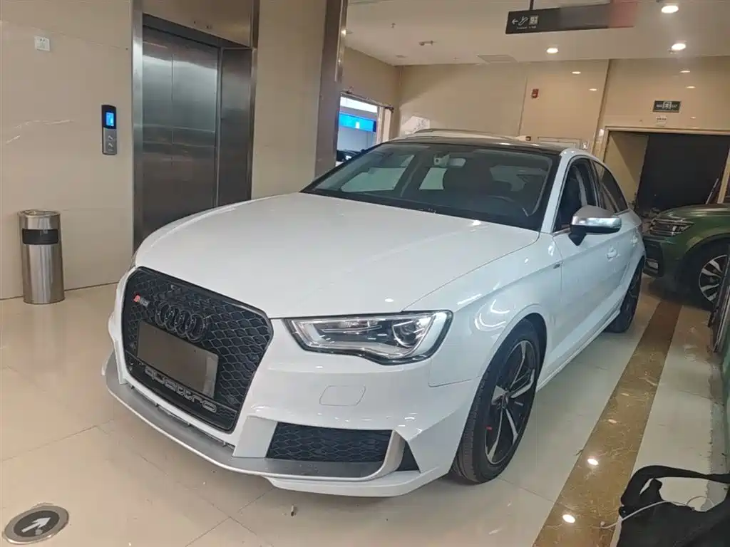 Audi A3 2016 Limousine 35 TFSI Progressive фото 2