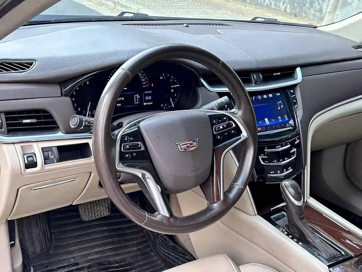 Cadillac XTS 2016 28T Technology фото 6