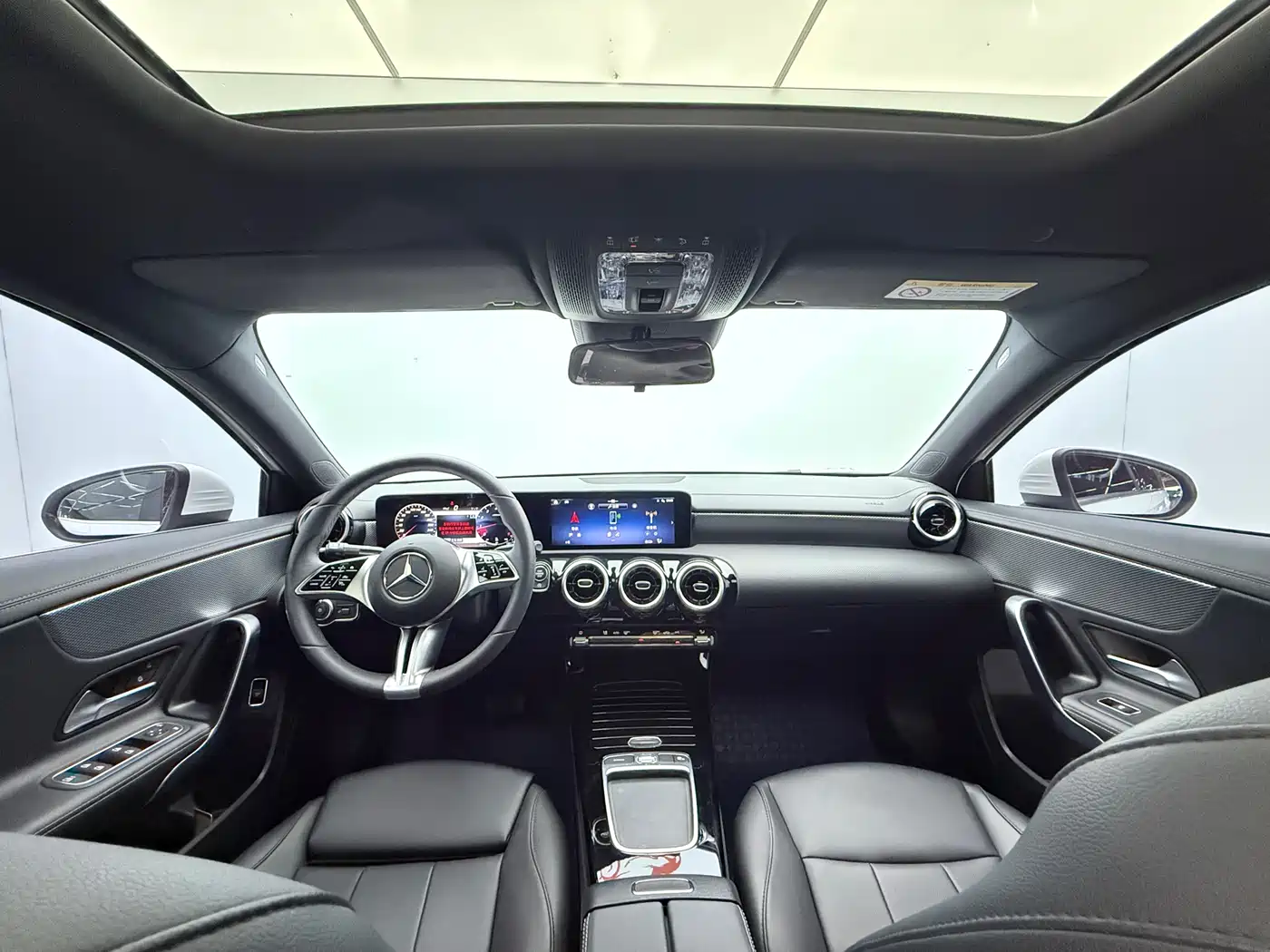 Mercedes-Benz A-Class 2023 A 180 L фото 10