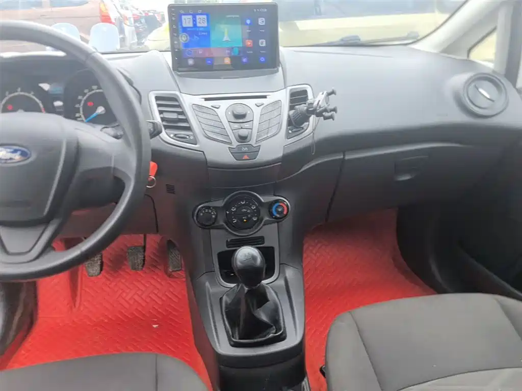 Ford Fiesta 2015 2013 Sedan 1.5L Manual Trend