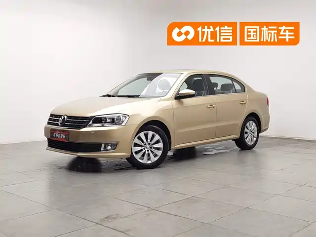 Volkswagen Lavida 2013 Facelift Classic 1.6L Automatic Comfort — фото 1