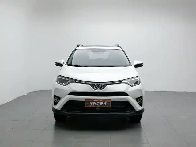 Toyota RAV4 Rongfang 2016 2.0L CVT 2WD Trend (China V) — фото 3