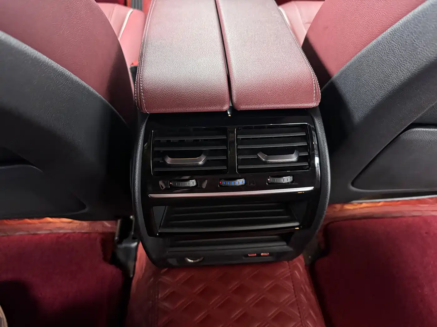 BMW 5 Series 2021 530Li Leading M Sport Package фото 10
